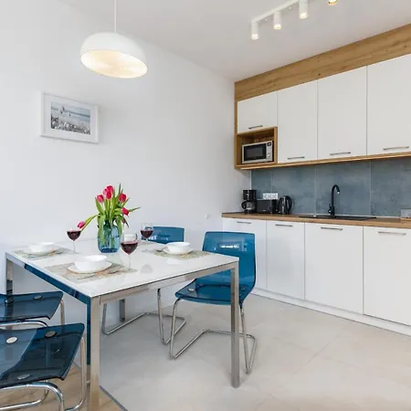 Wellness & Aquamarine By Renters